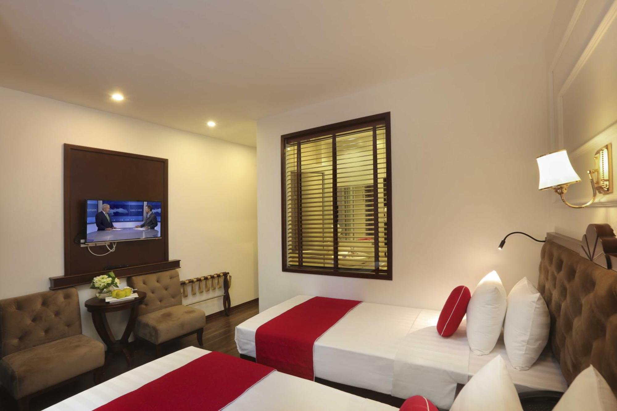 The Sinh Tourist Hotel & Travel — Photos 2